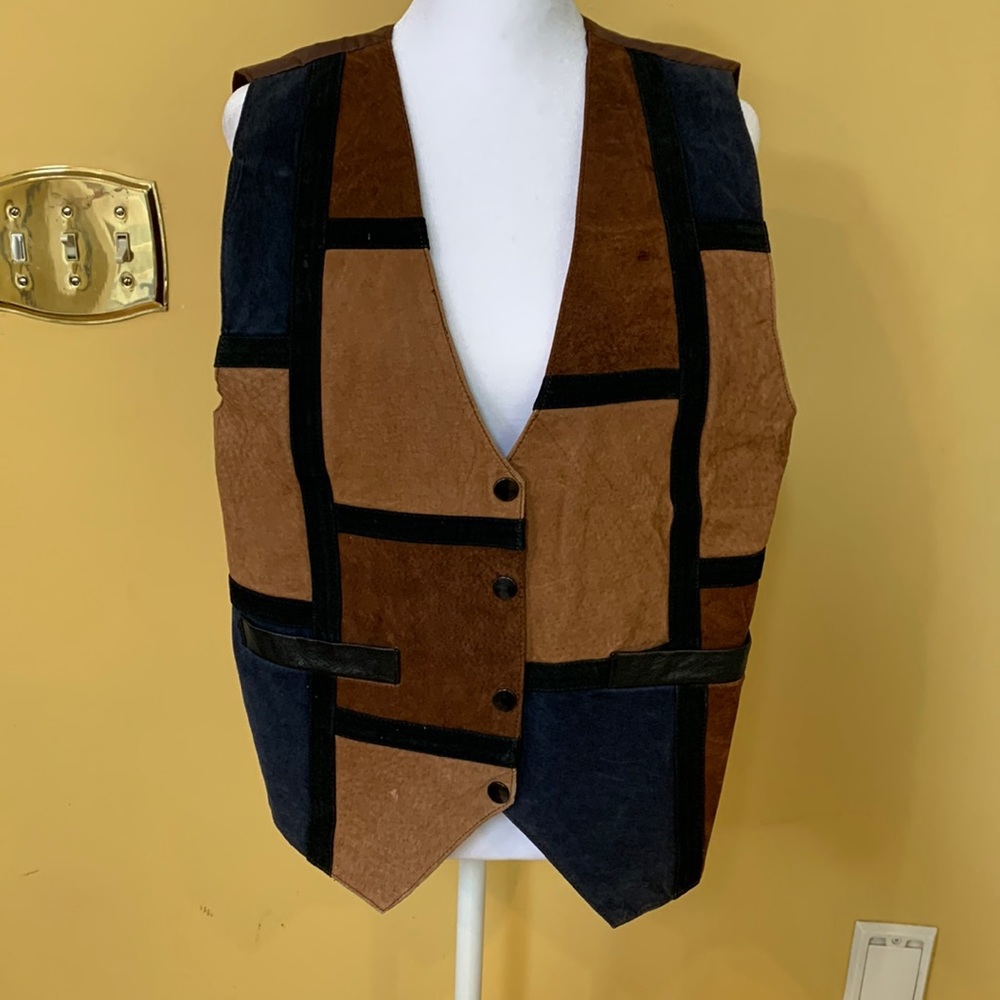 MENS - Color blocked leather and suede vest - Picture 1 of 9